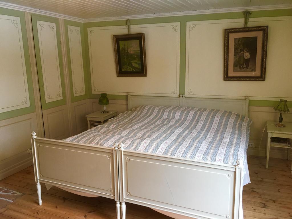 Thorstorps Gard B&B Soderkoping Exterior photo